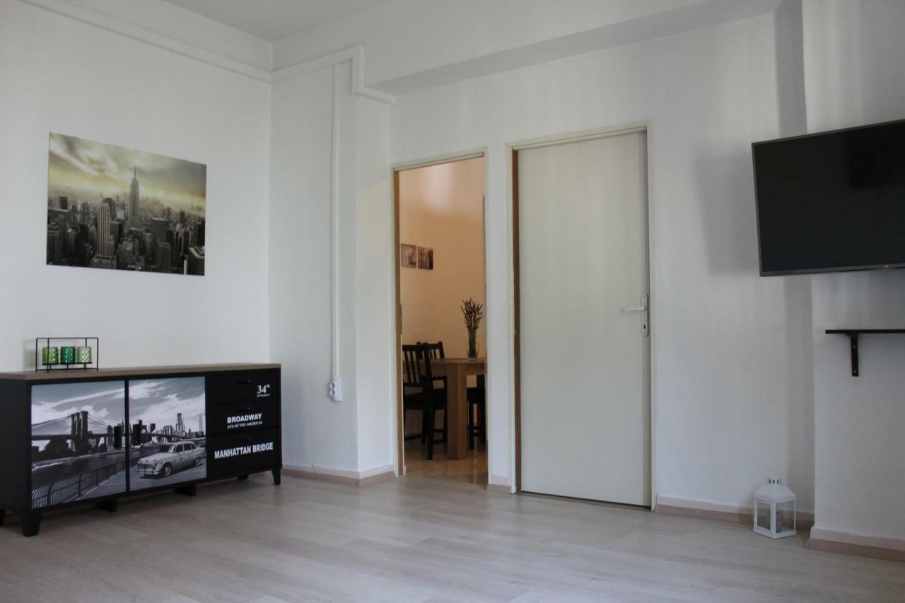 Apartment & Room'S Anni Zara Esterno foto